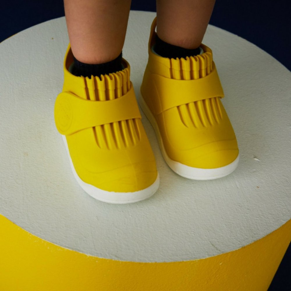 THE BUTLER ROCKHOPPER KID'S YELLOW SIZE 4-5-6